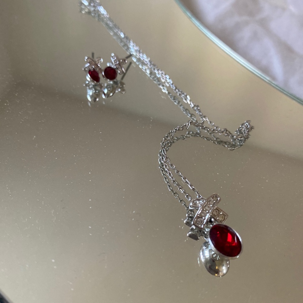 Swarovski red crystal necklace and earrings set